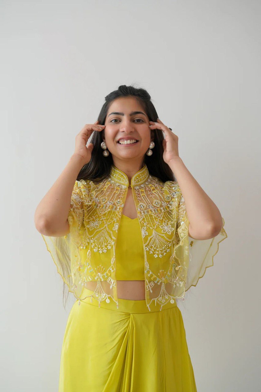 "Elegant Dhoti Set with Tube Blouse and Koti - Complete Traditional Ensemble"