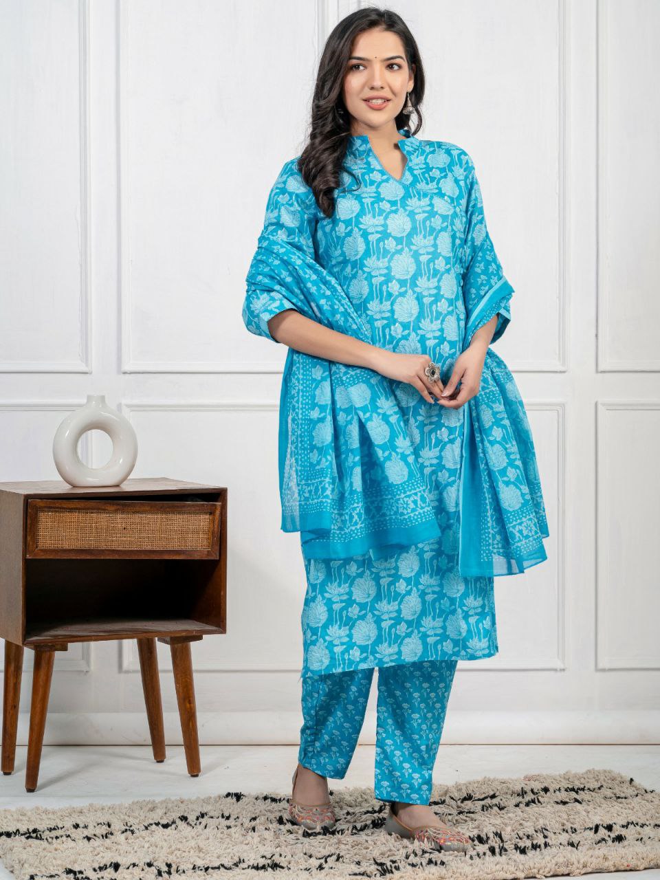 "Breezy Elegance: Pure Cotton Kurti Set for Sunny Days"
