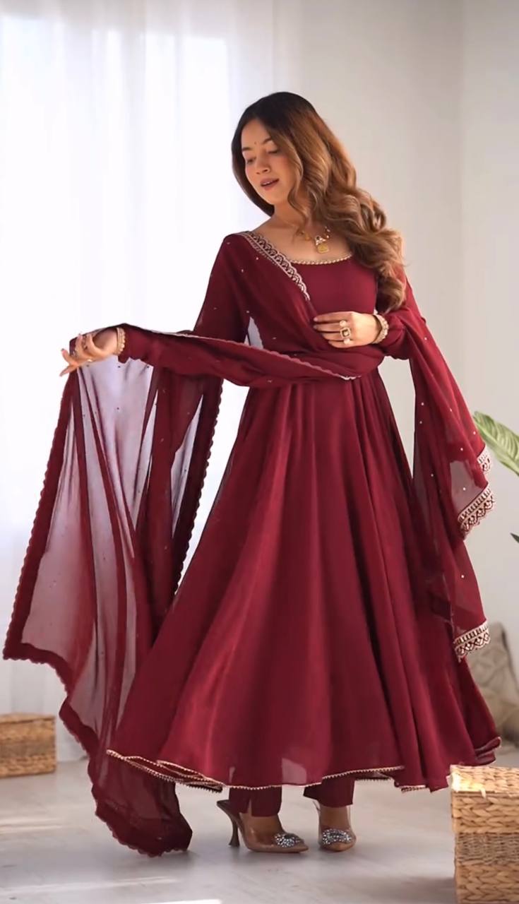 Elegant Heavy Faux Georgette Suit Set with Embroidery Work and Lace Detailing