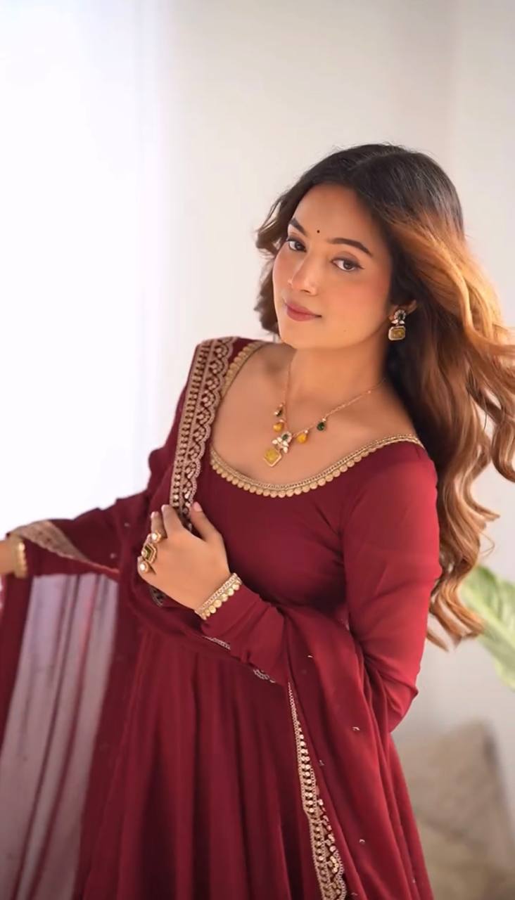 Elegant Heavy Faux Georgette Suit Set with Embroidery Work and Lace Detailing