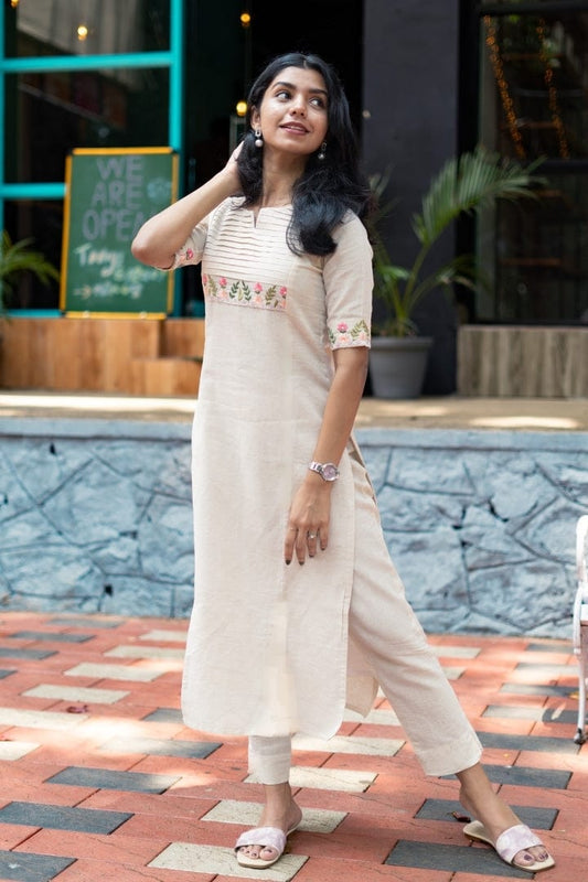 Women's Cotton White Floral Straight Kurta with Palazzo