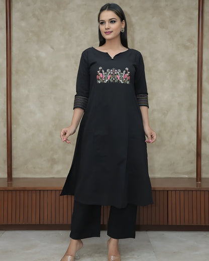 Women Floral Printed Regular Pure Cotton Kurta with Trousers