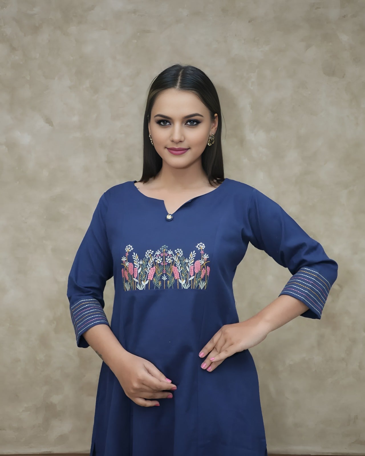 Women Floral Printed Regular Pure Cotton Kurta with Trousers