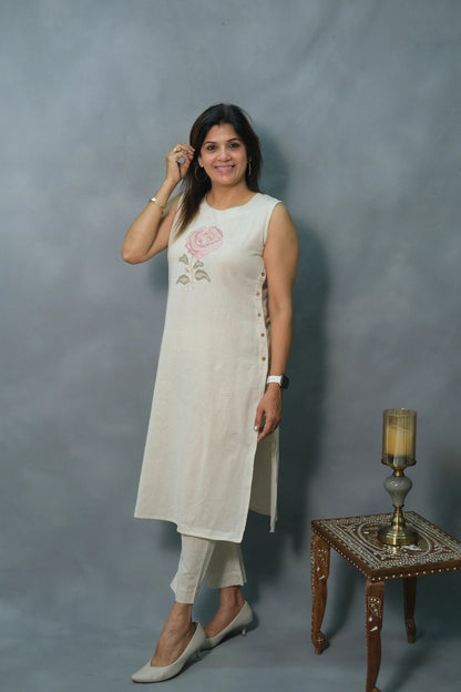 Beautiful Sleevless pure cotton co-ord set For Women