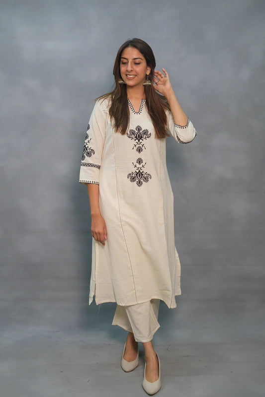 Women's Cotton hand embroidered White Straight Printed Kurta with Pant