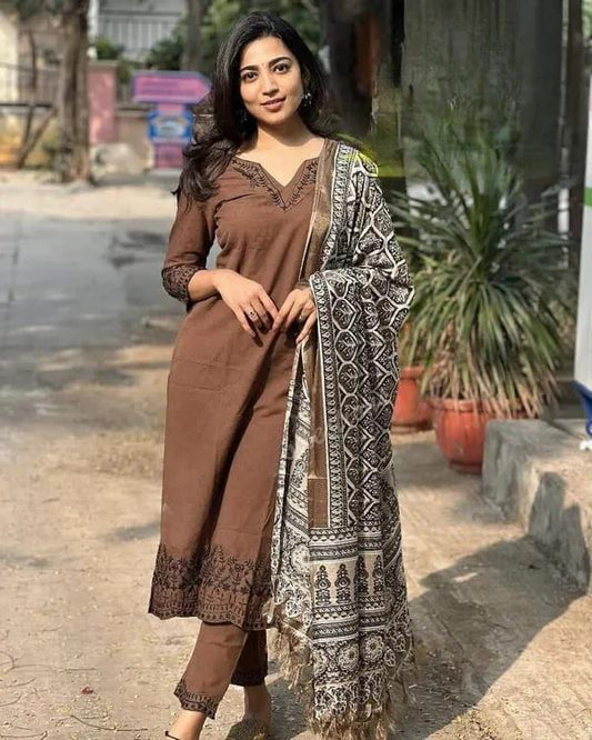 Khadi cotton kurti with  Khadi pants with embroidery work