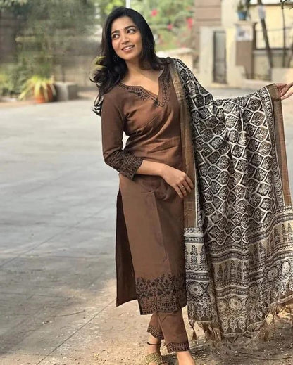 Khadi cotton kurti with  Khadi pants with embroidery work