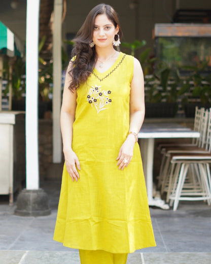 Beautiful crafted cotton Sleeveless Co Ord Set