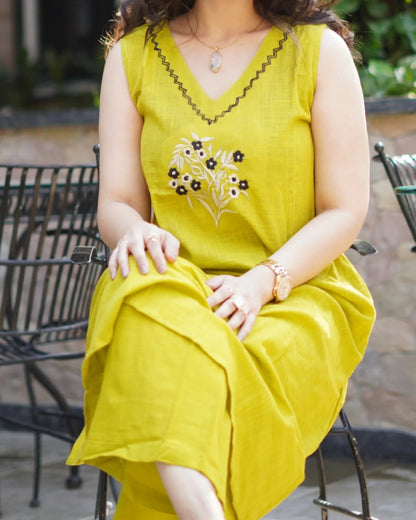 Beautiful crafted cotton Sleeveless Co Ord Set