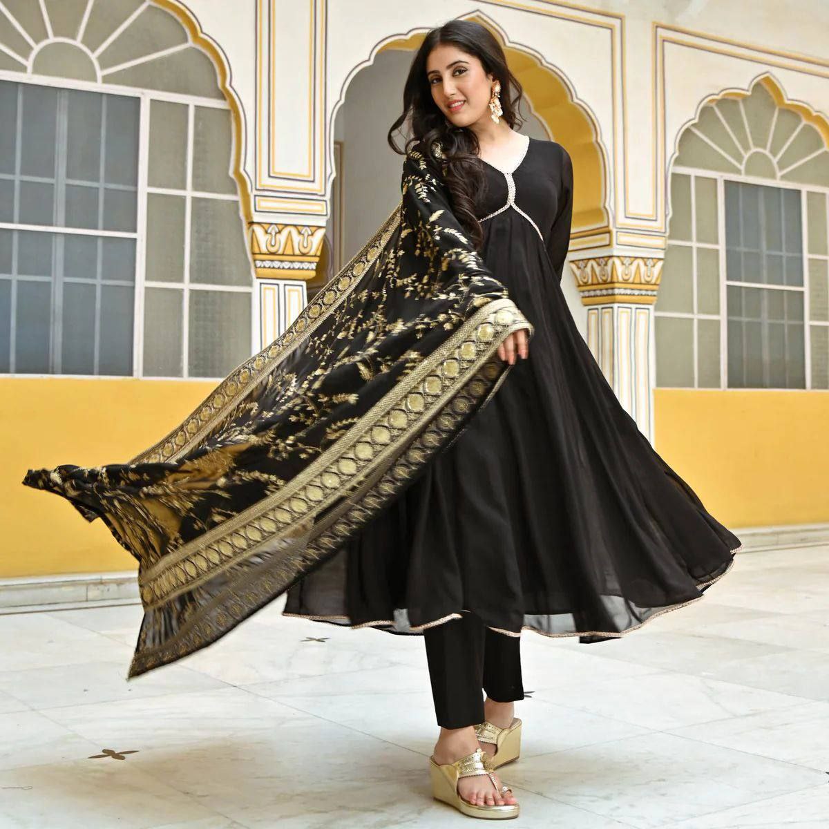 Black Anarkali Set