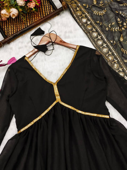 Black Anarkali Set