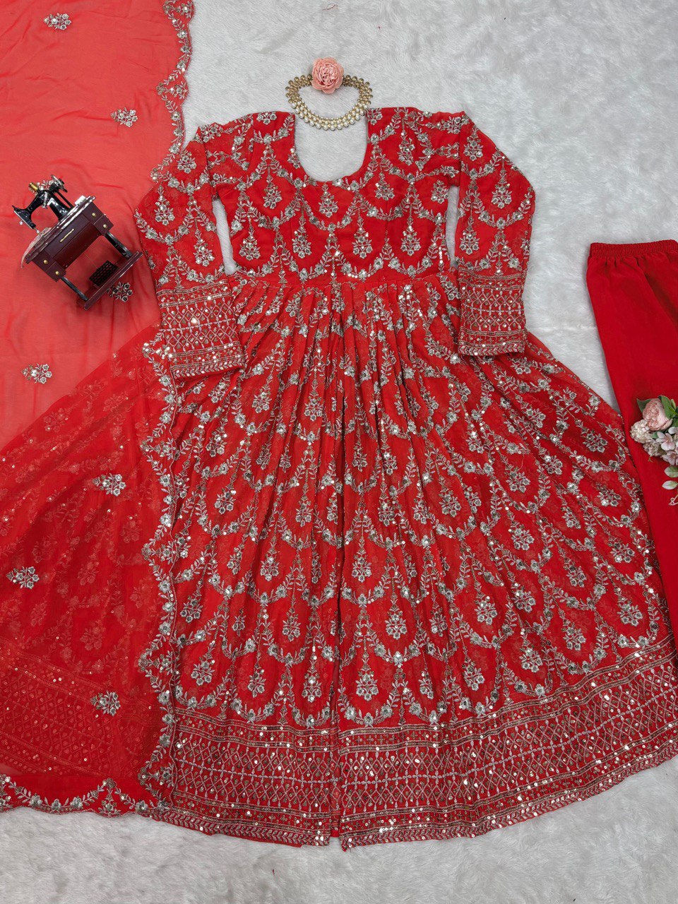 "Elegant Sequined Top & Micro Cotton Pants Set – Stylish & Comfortable"