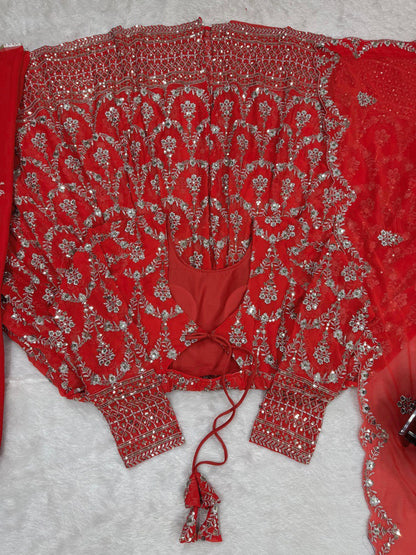 "Elegant Sequined Top & Micro Cotton Pants Set – Stylish & Comfortable"