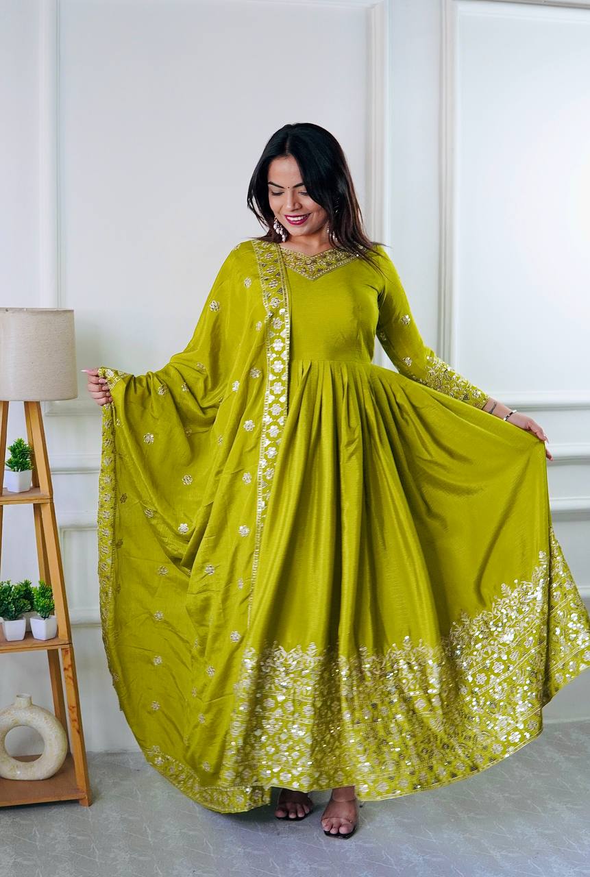 "Elegantly Embellished Gwon Set with Cinon Silk, Embroidery, and Butter Silk Bottom"