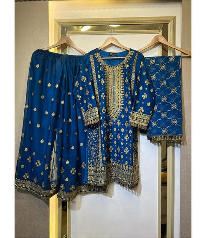 "Elegant Foux Gorgette Thread Work Set with Sequins & Lace Border"