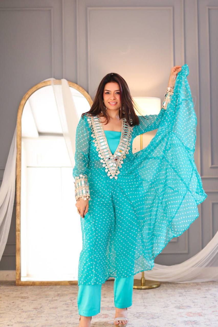 New Trendy Three-Piece Ready-to-Wear Kurta Pant with Tube Blouse