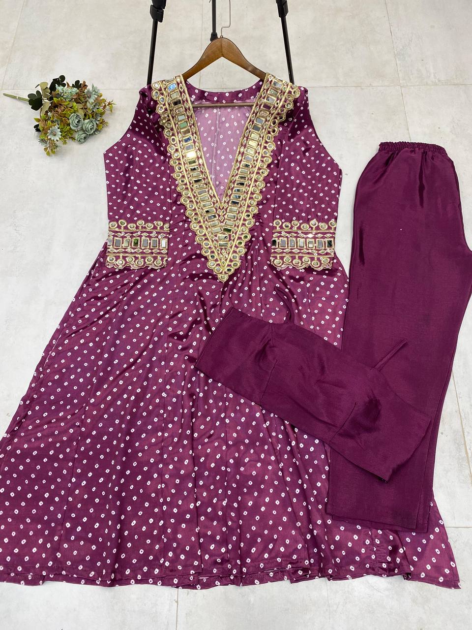 New Trendy Three-Piece Ready-to-Wear Kurta Pant with Tube Blouse