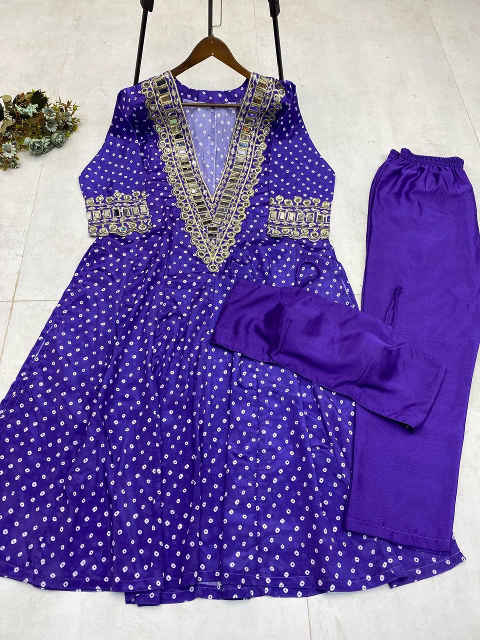 New Trendy Three-Piece Ready-to-Wear Kurta Pant with Tube Blouse