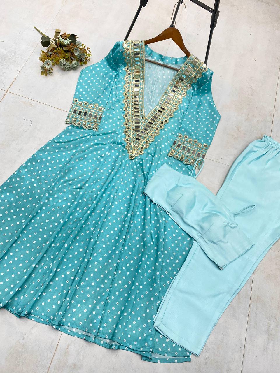 New Trendy Three-Piece Ready-to-Wear Kurta Pant with Tube Blouse