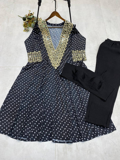 New Trendy Three-Piece Ready-to-Wear Kurta Pant with Tube Blouse