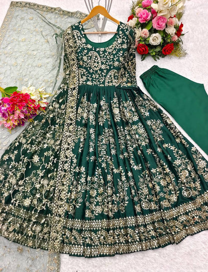 "Elegant Gwon Set: Pure Chinnon Silk with Embroidery & Sequence Work"