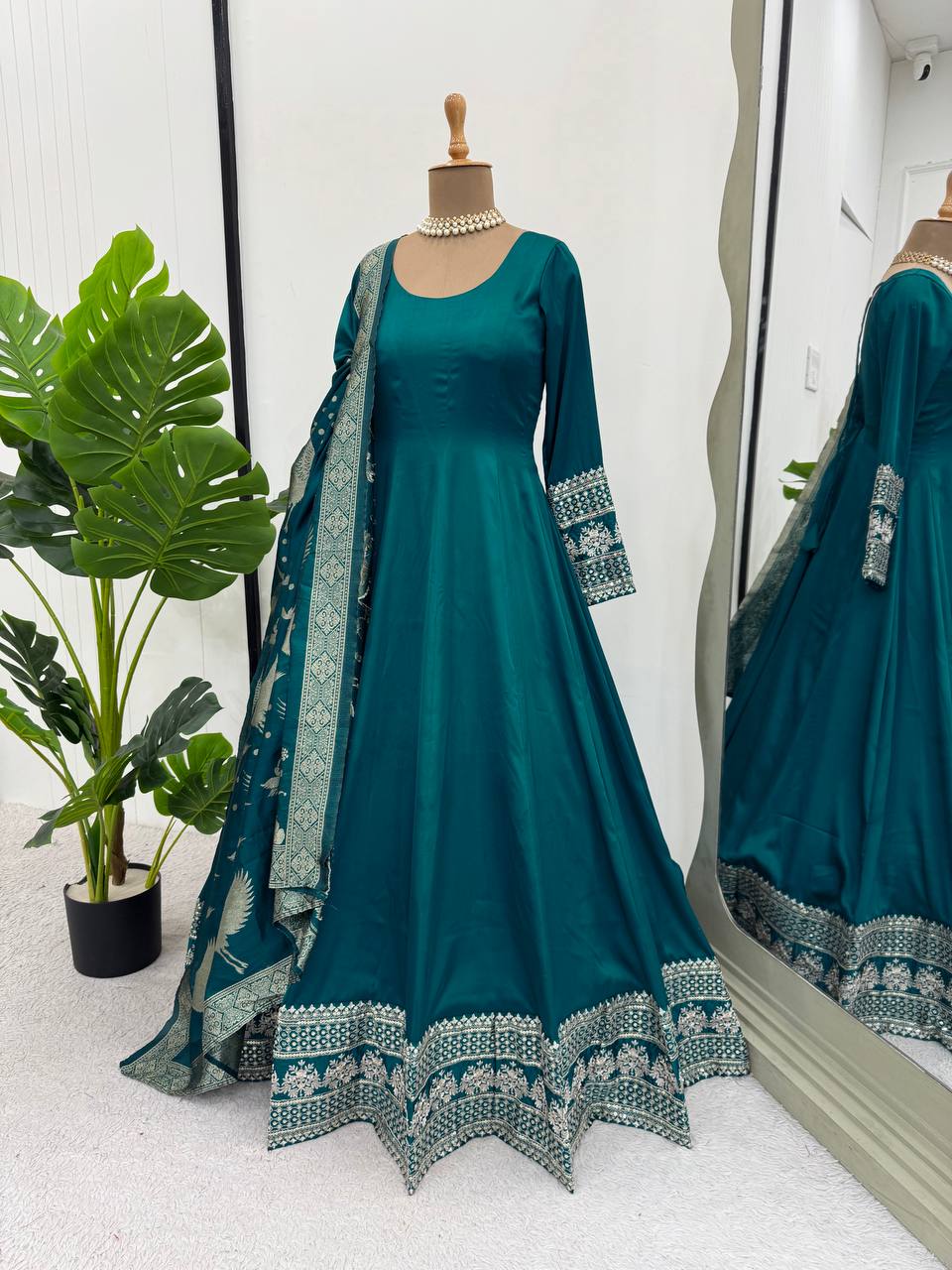 "Luxurious Satin Silk Set with Jaquard Dupatta"