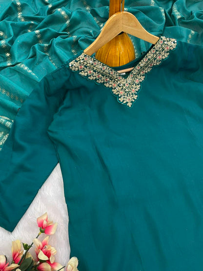 "Charming Viscose Chanderi Kurti Set with Sequence Embroidery & Jacquard Silk Dupatta"