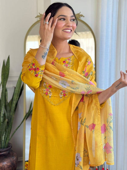"Elegant Gadhwal Silk Top with Embroidery & Taby Silk Dupatta – Stylish & Comfortable"