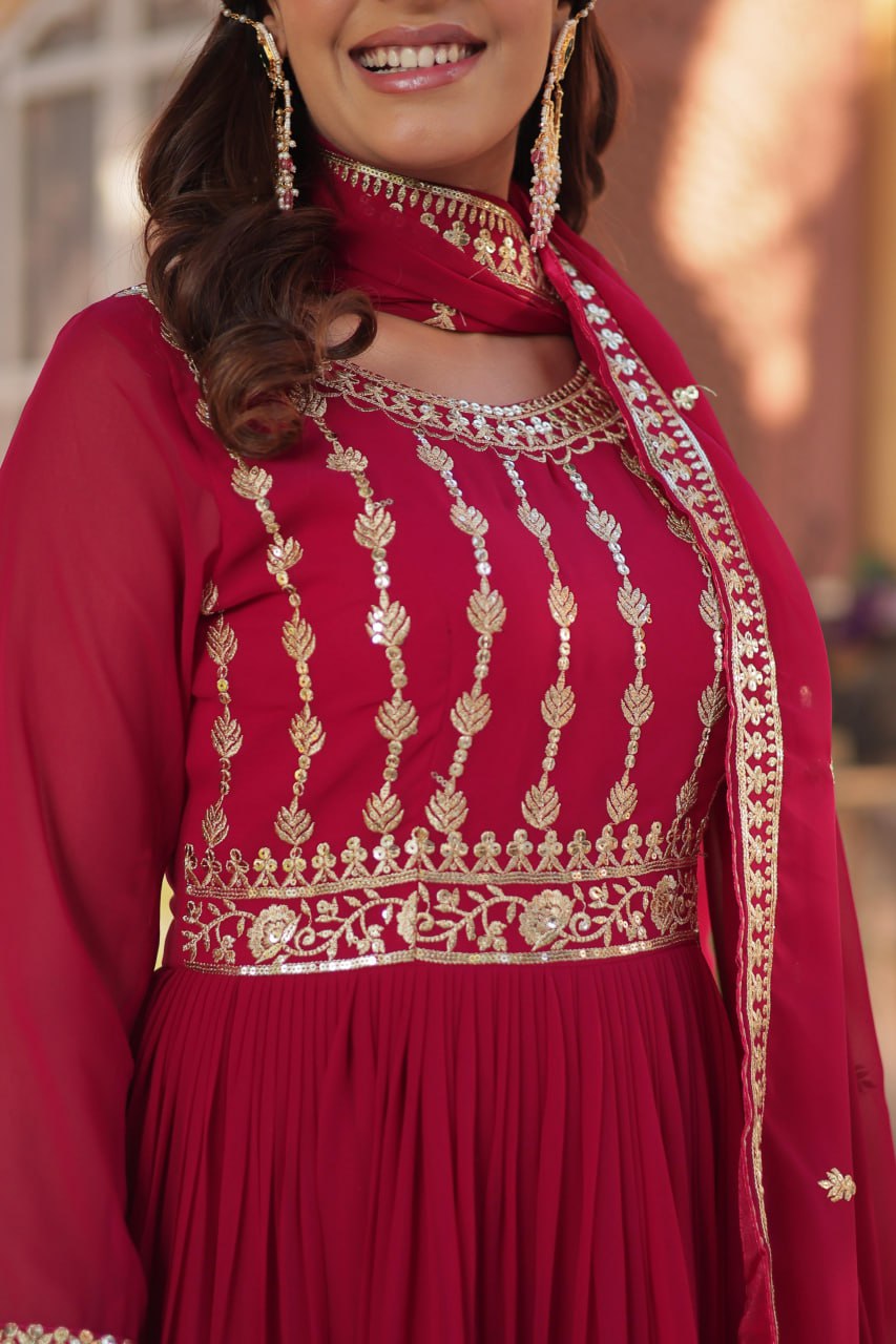 "Elegantly Embellished Faux Blooming Gown & Dupatta Set with Zari and Sequins Work"