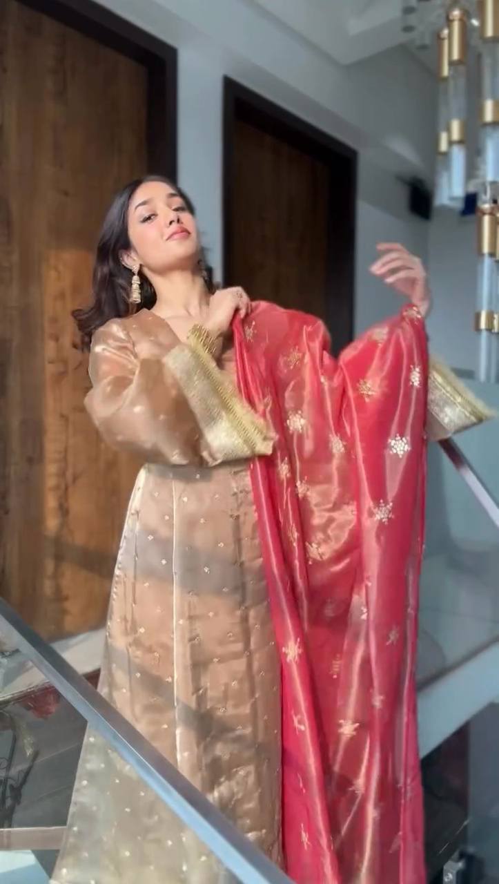 "Luxury Jimmy Choo Embroidered Nayra Cut Set with Sequence Work & Silver Gold Dupatta"