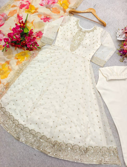 "Elegant Gwon-Pent Set with Digital Print Dupatta and Embroidery Work"