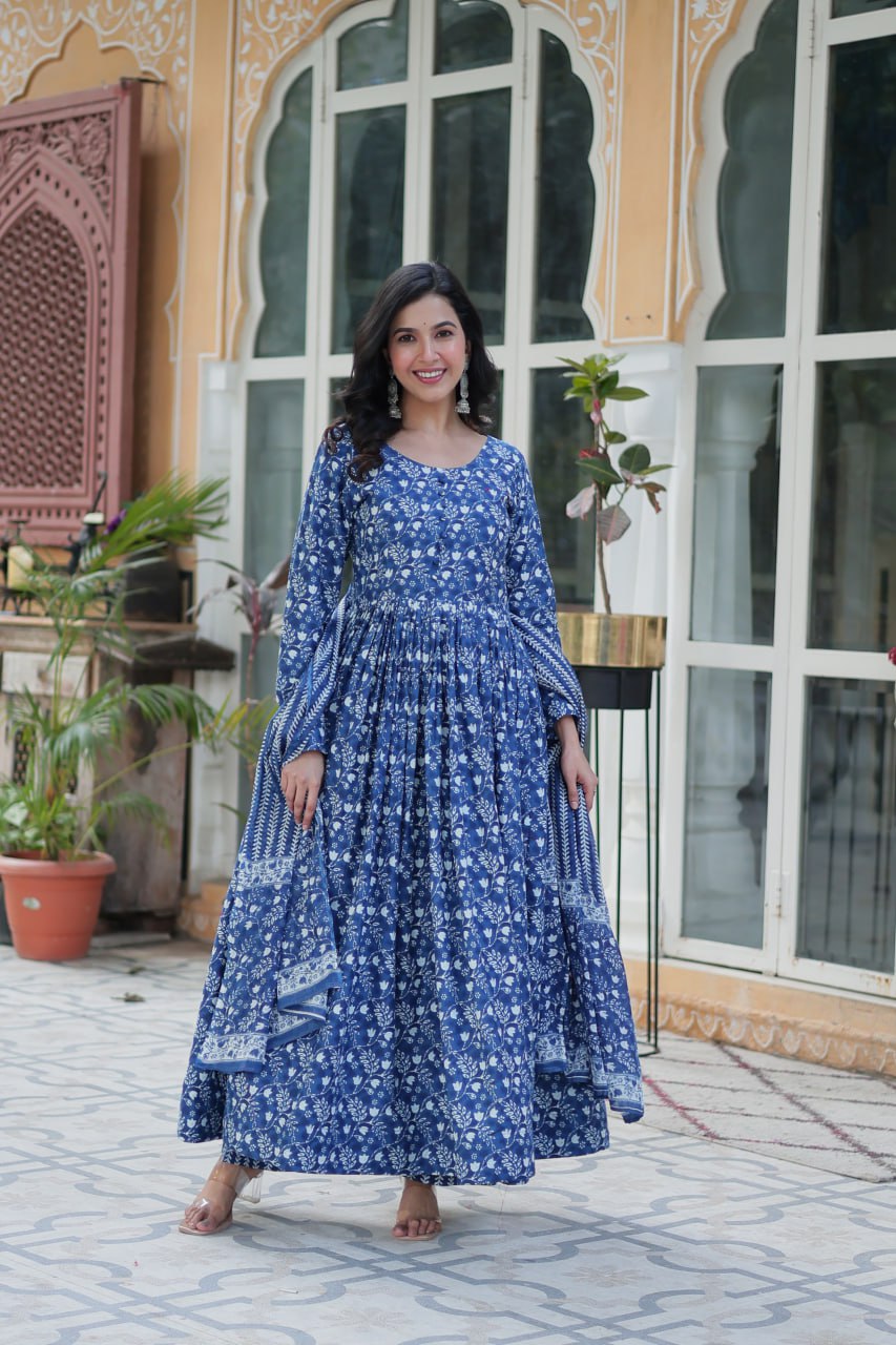 "Elegant Pure Cotton Top and Bottom Set with Matching Dupatta"