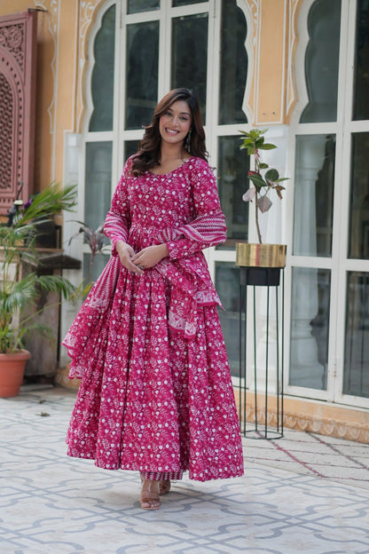 "Elegant Pure Cotton Top and Bottom Set with Matching Dupatta"