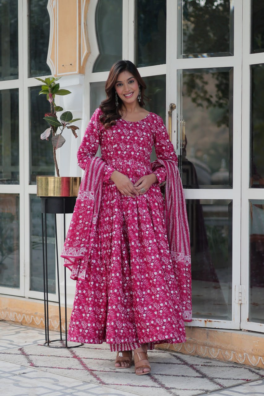 "Elegant Pure Cotton Top and Bottom Set with Matching Dupatta"