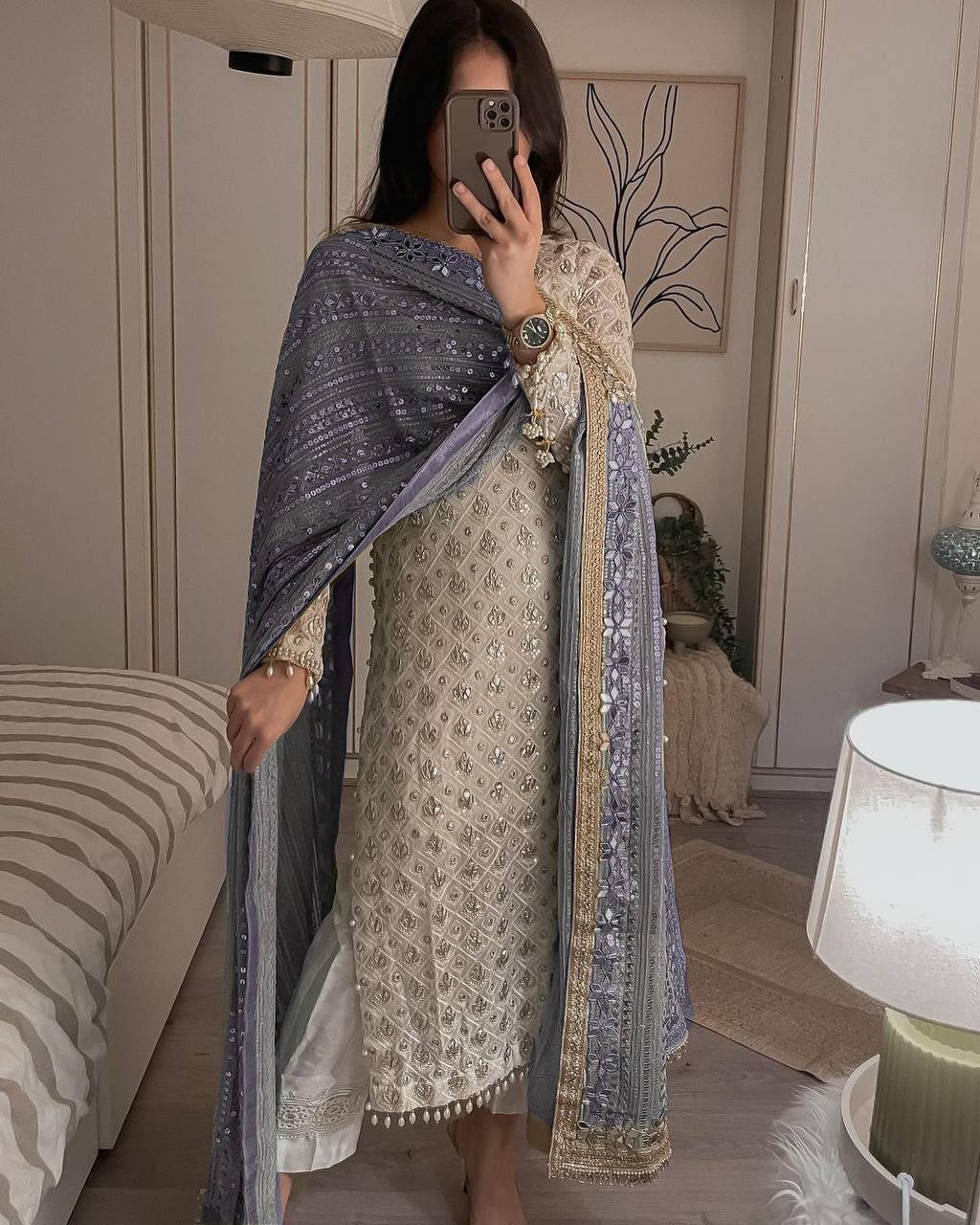 Designer Embroidery Kurta Pant set