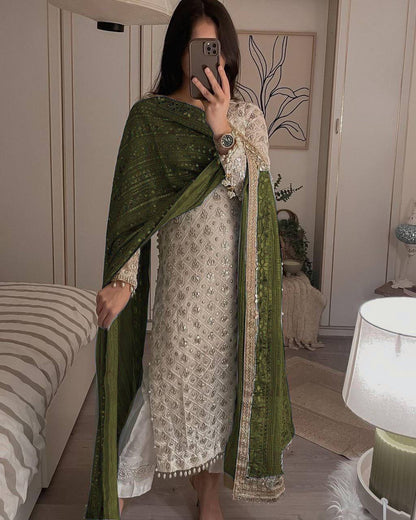 Designer Embroidery Kurta Pant set