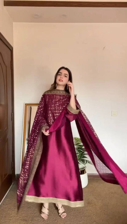 "Elegance in Monsoon Silk: Thread & Sequins Ensemble"