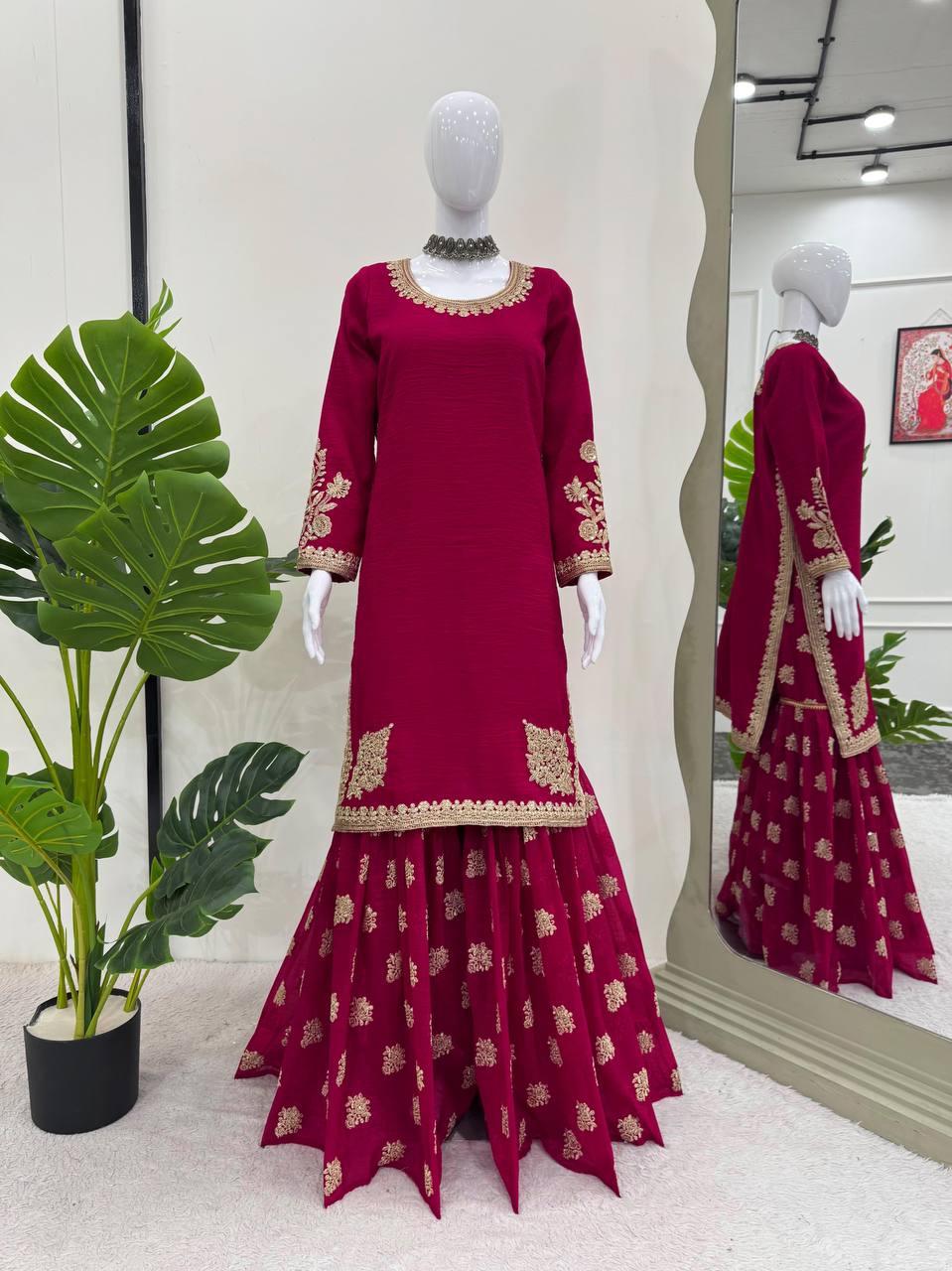 "Elegant Crunch Silk Ensemble with Coding Dori and Sequins"