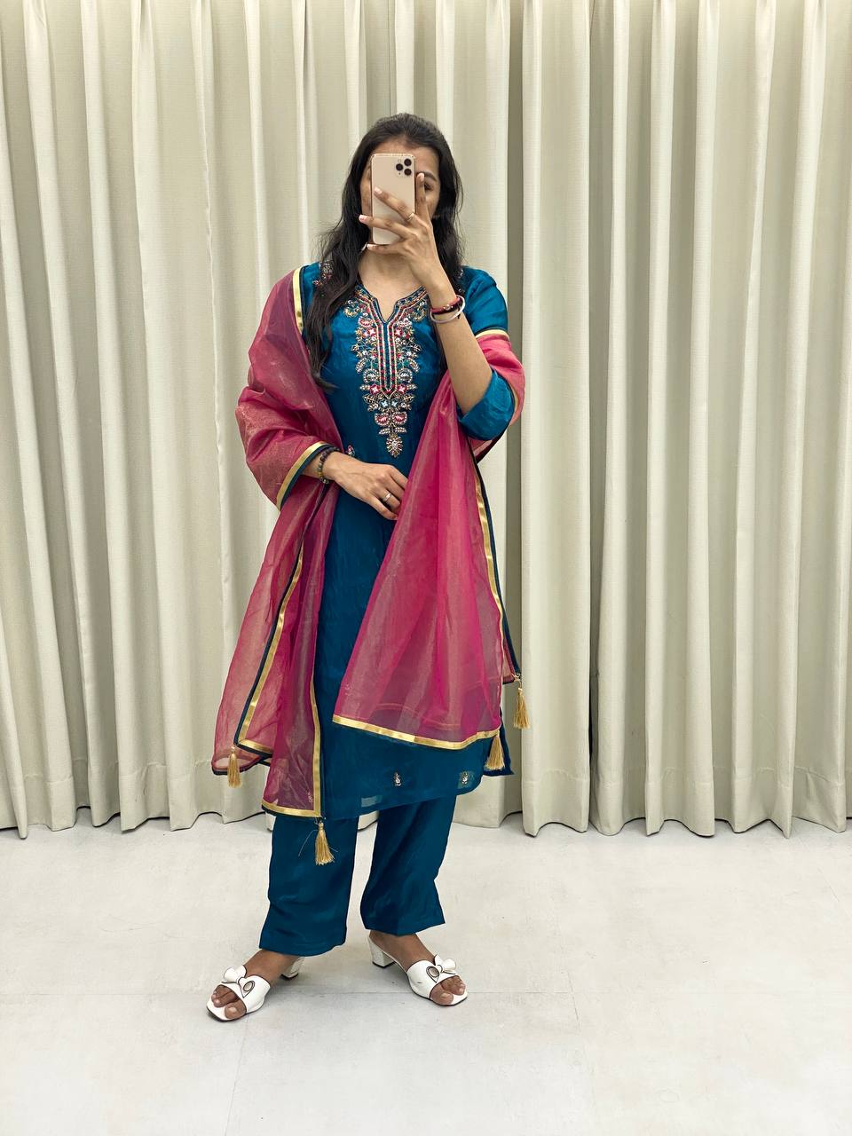 "Elegant Fendi Silk Ensemble with Handwork and Lace Detailing"